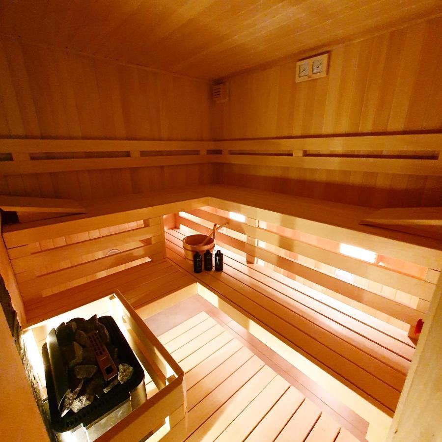 Mana Village - Jacuzzi & Sauna Barłomino エクステリア 写真