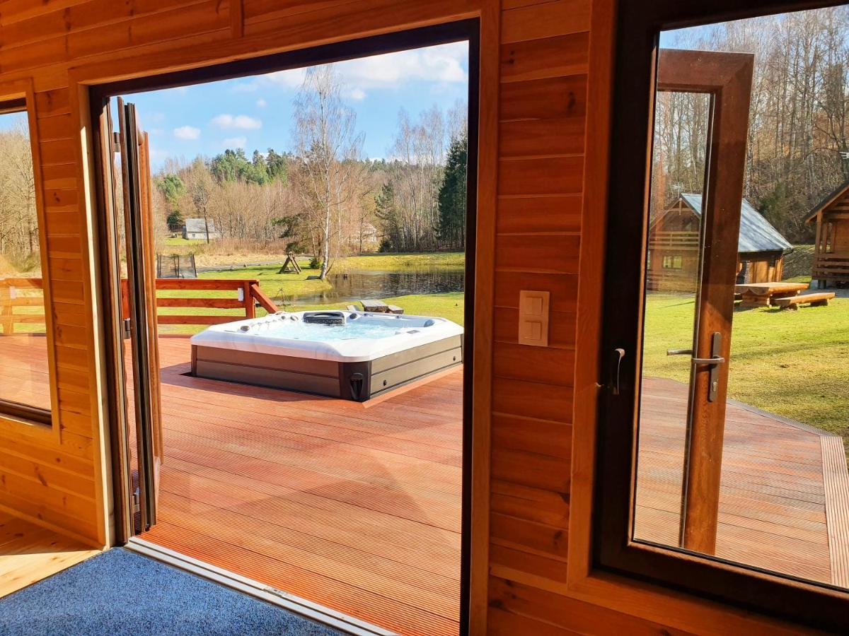 Mana Village - Jacuzzi & Sauna Barłomino エクステリア 写真